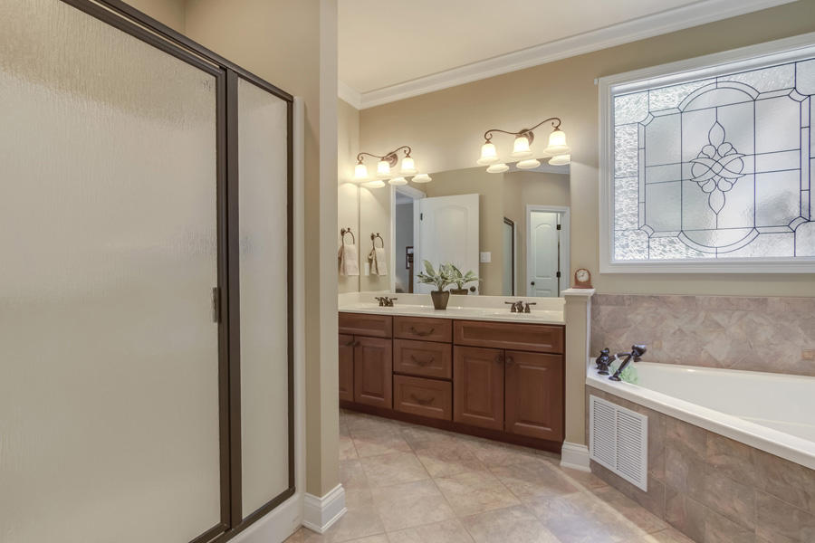 664 Mahoney Road Oliver Springs, TN 37840 - Photo 22 of 33 22_MahoneyRoad_644_MasterBath03