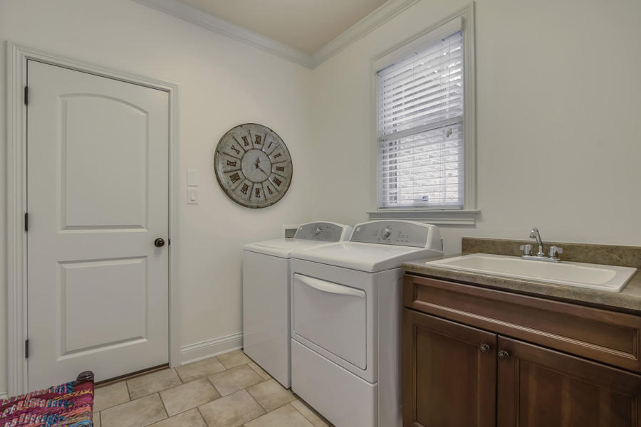 664 Mahoney Road Oliver Springs, TN 37840 - Photo 27 of 33 27_MahoneyRoad_644_Laundry