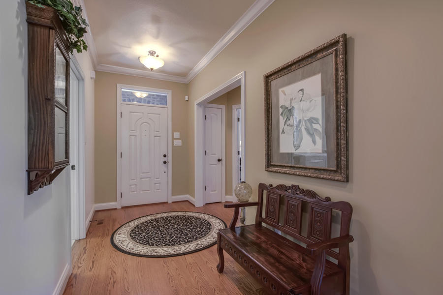 04_MahoneyRoad_644_Entry