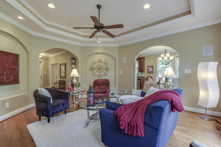 664 Mahoney Road Oliver Springs, TN 37840 - Photo 8 of 33 08_MahoneyRoad_644_Living03