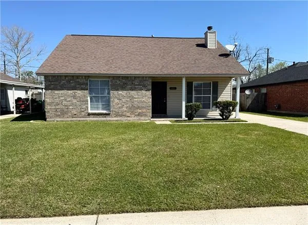 $1,700 | 600 Betsy Ross Court, Laplace, LA 70068