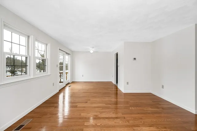 $2,850 | 280 Apache Way, Unit 280, Tewksbury, MA 01876