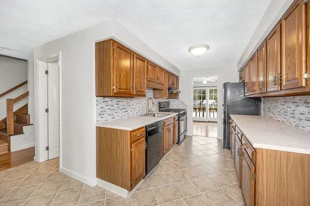 $2,850 | 280 Apache Way, Unit 280, Tewksbury, MA 01876