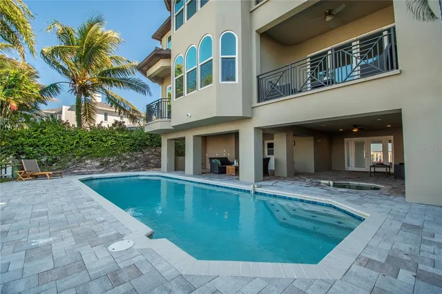$3,399,000 | 136 Devon Drive, Clearwater Beach, FL 33767
