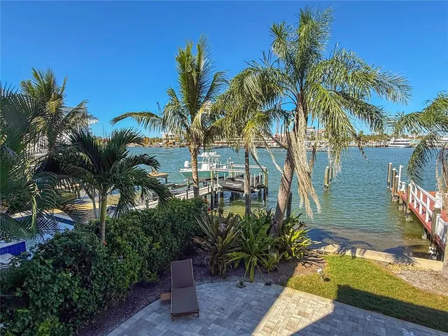 $3,399,000 | 136 Devon Drive, Clearwater Beach, FL 33767