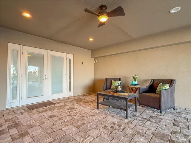 $3,399,000 | 136 Devon Drive, Clearwater Beach, FL 33767