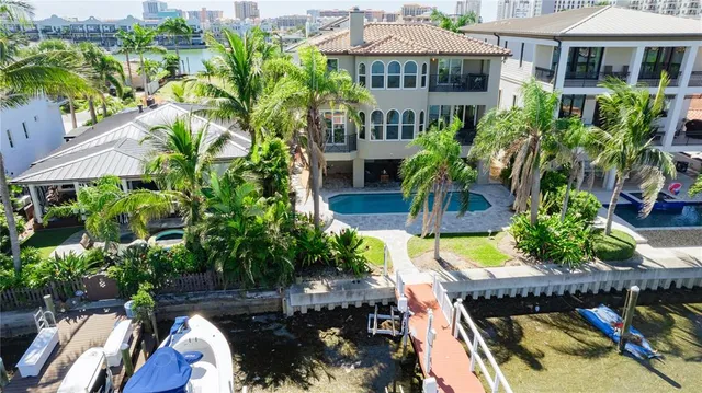 $3,399,000 | 136 Devon Drive, Clearwater Beach, FL 33767