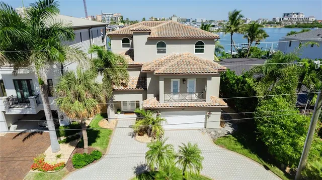 $3,399,000 | 136 Devon Drive, Clearwater Beach, FL 33767