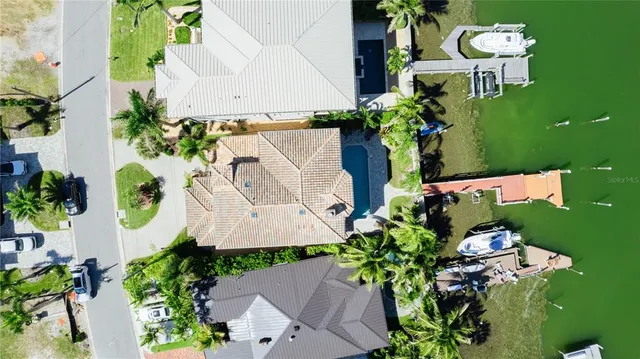 $3,399,000 | 136 Devon Drive, Clearwater Beach, FL 33767