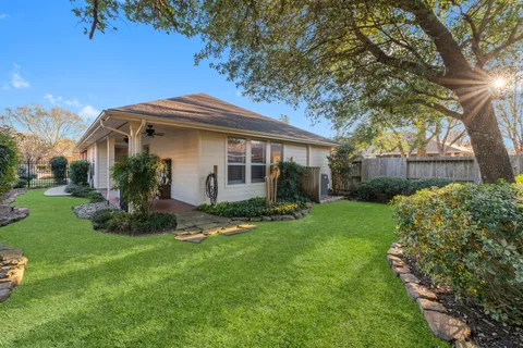 a view of outdoor space yard and patio