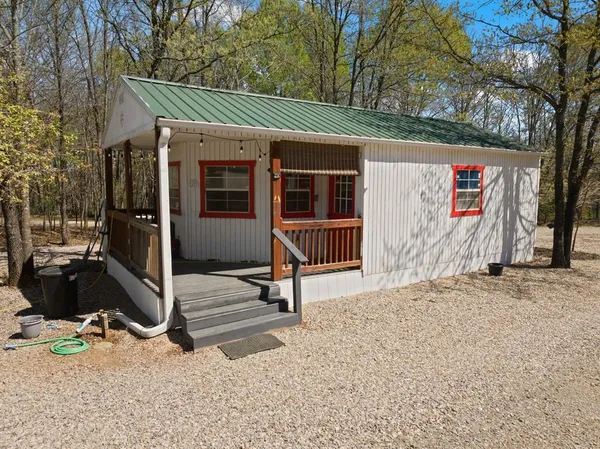 $284,000 | 535 Northeast County Road 2060, Mount Vernon, TX 75457