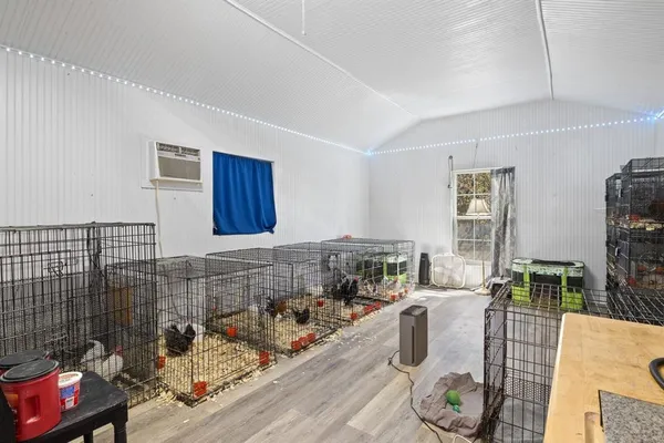 $284,000 | 535 Northeast County Road 2060, Mount Vernon, TX 75457
