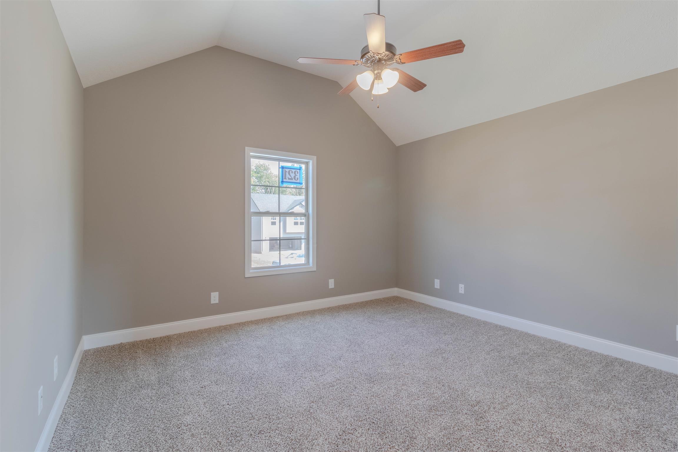 1875 Rains Road Clarksville, TN 37042 - Photo 24 of 27 Gallery Image 24