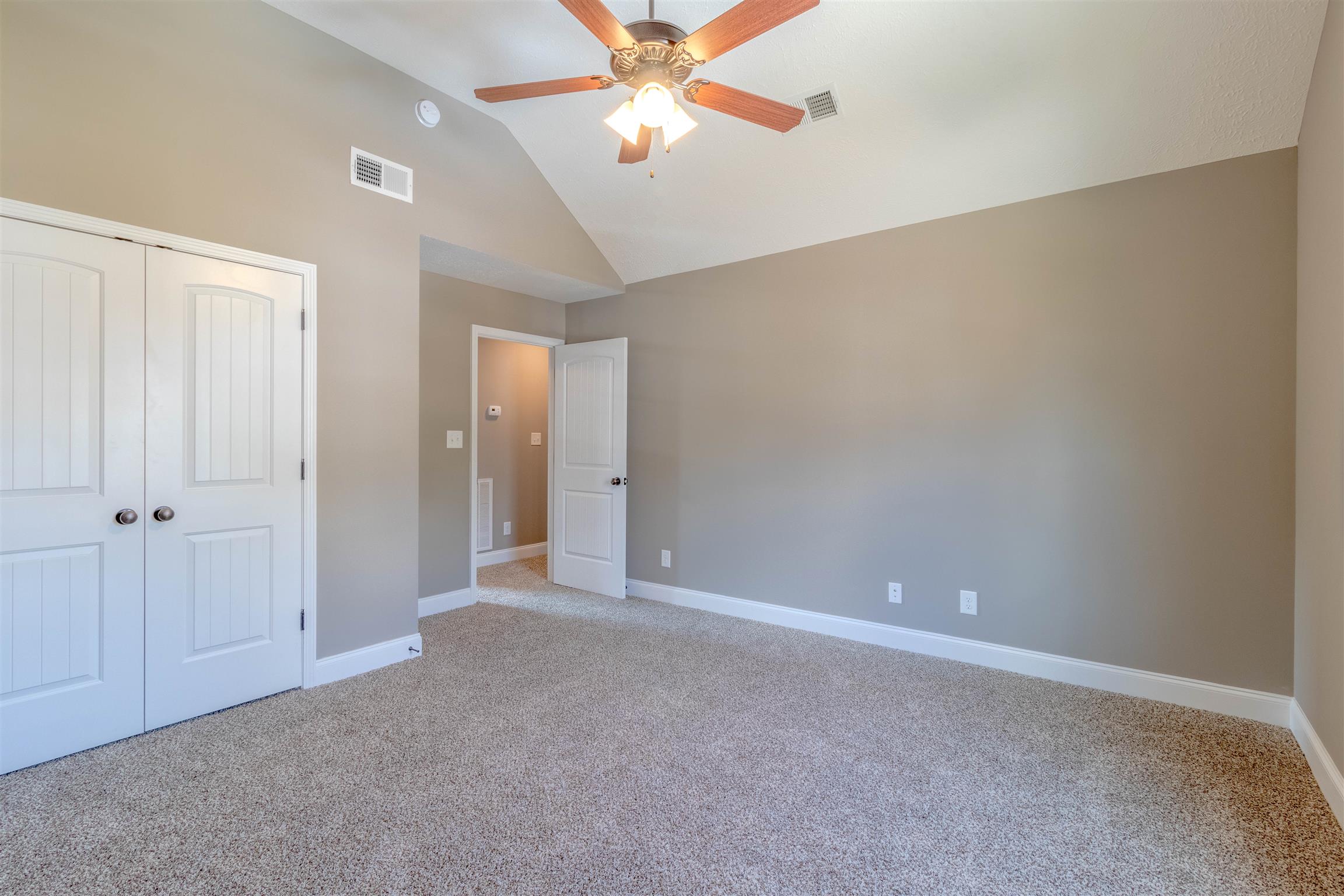 1875 Rains Road Clarksville, TN 37042 - Photo 25 of 27 Gallery Image 25