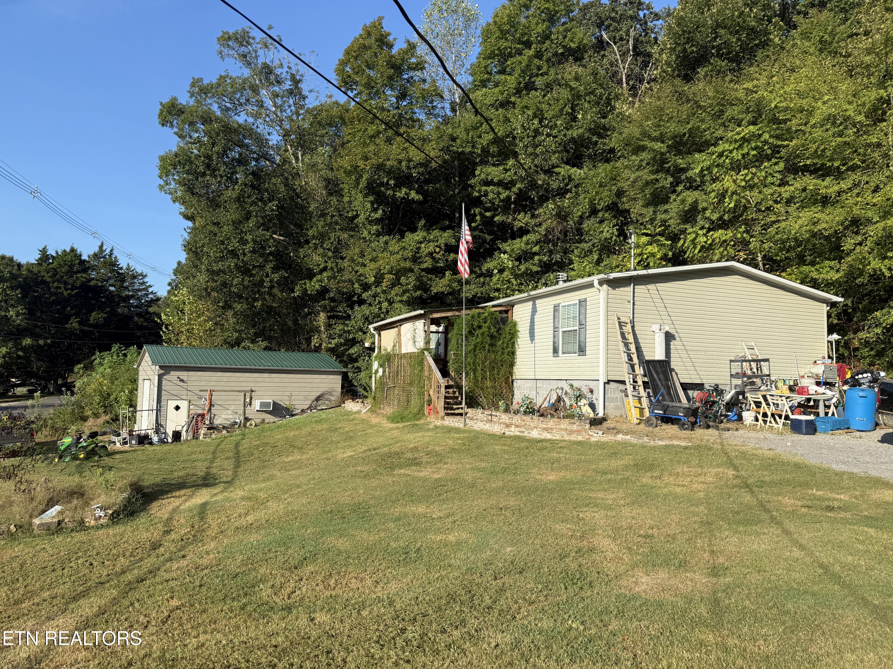 175 Tillery Road Powell, TN 37849 - Photo 4 of 14 IMG_9288