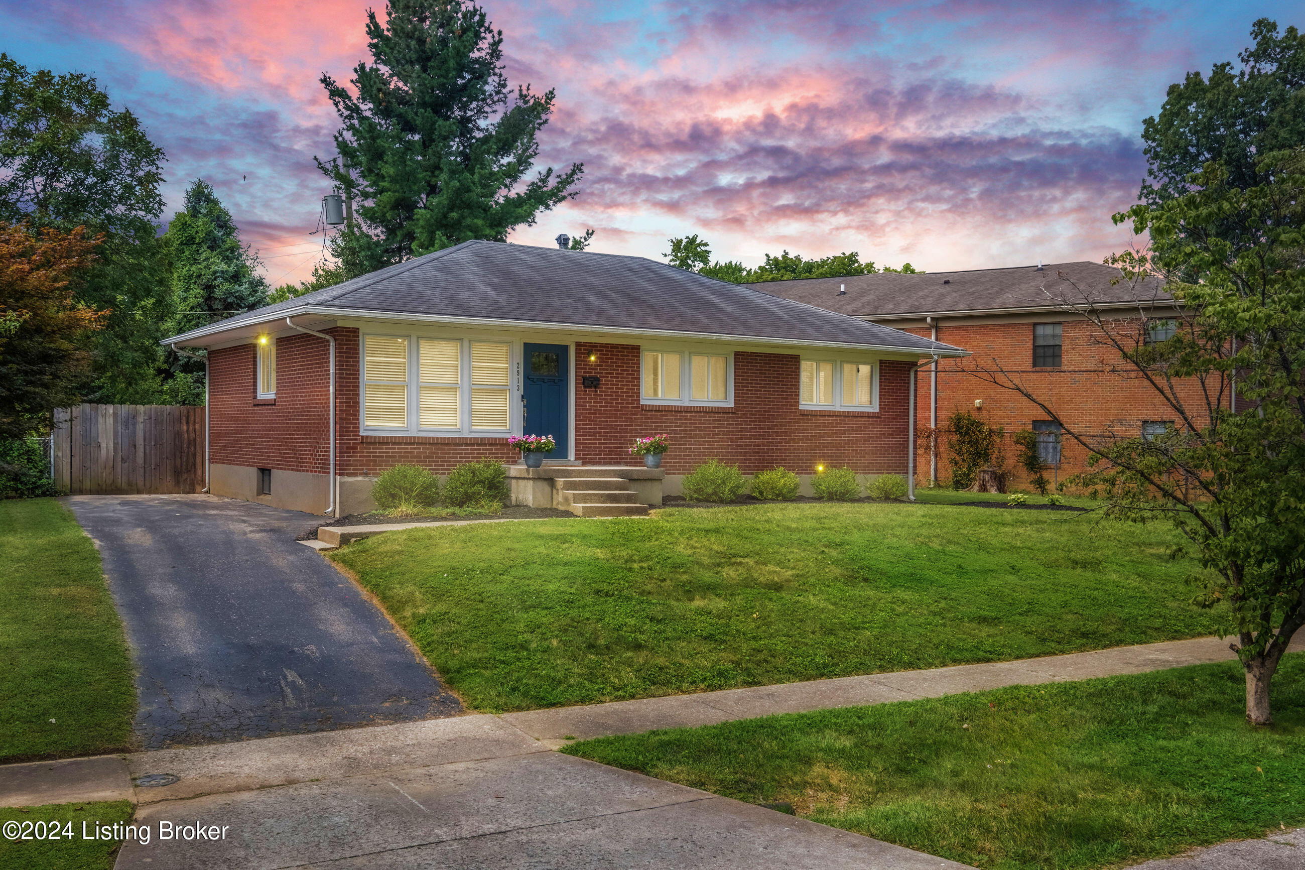 2913 Kings Bridge Road Louisville, KY 40220 - Photo 4 of 42 Front Twilight