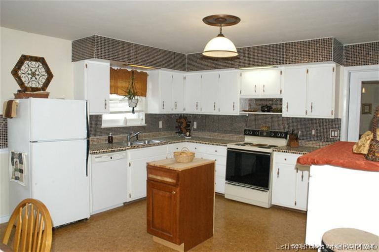5734 West Willis Road Georgetown, IN 47122 - Photo 7 of 24
