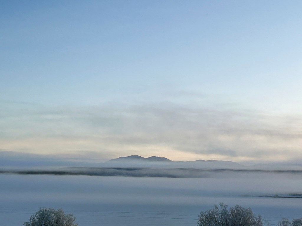 44 Pats Lane, Unit 45 Cascade, ID 83611 - Photo 22 of 34 Low Clouds on Lake