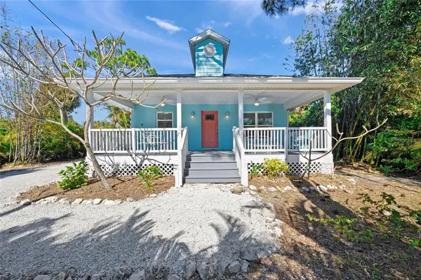 $425,000 | 116 Ave La Palma, Nokomis, FL 34275