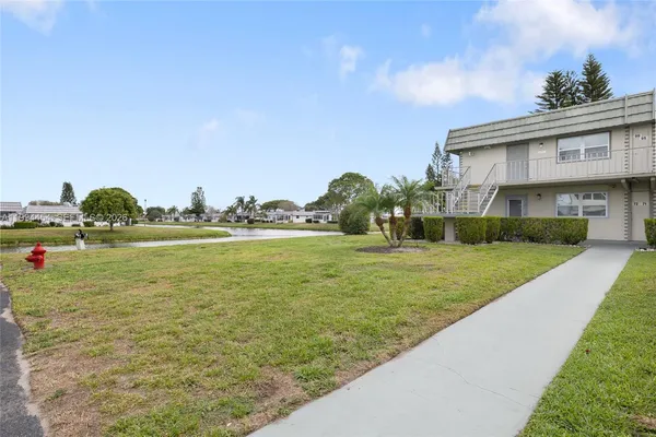 $2,000 | 72 Monaco Court, Unit 72, Delray Beach, FL 33446