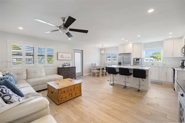 $2,000 | 72 Monaco Court, Unit 72, Delray Beach, FL 33446