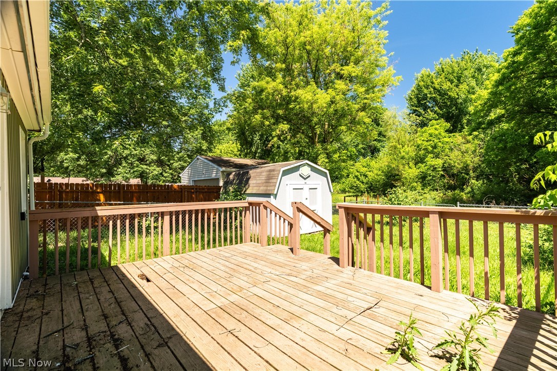 2255 Lake Road Akron, OH 44312 - Photo 20 of 28