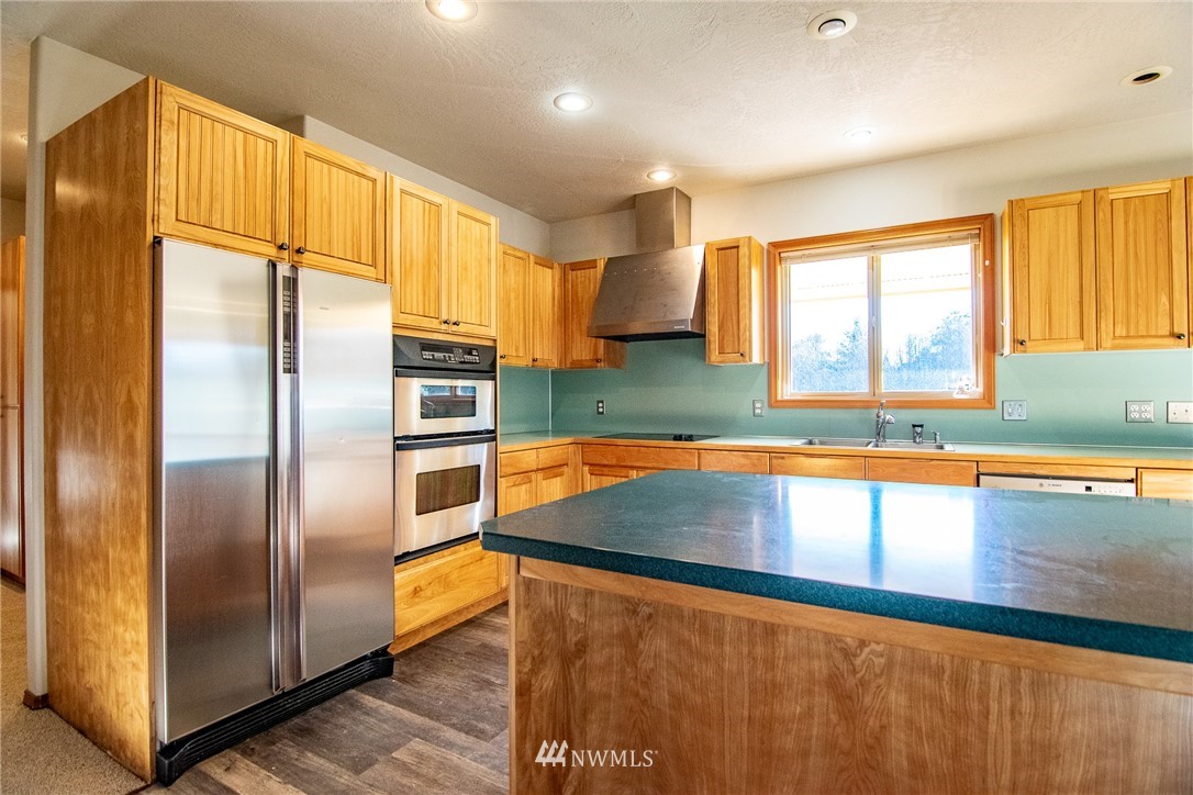 380 Guy Kelly Road Port Angeles, WA 98362 - Photo 13 of 25