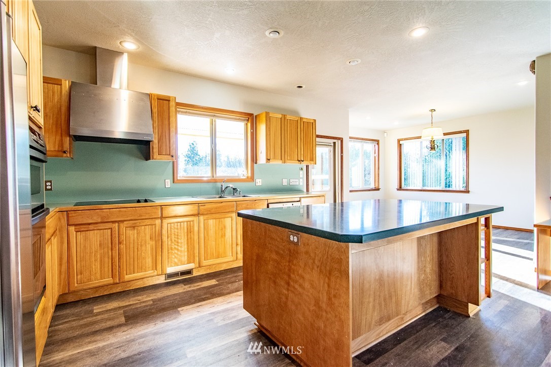 380 Guy Kelly Road Port Angeles, WA 98362 - Photo 14 of 25