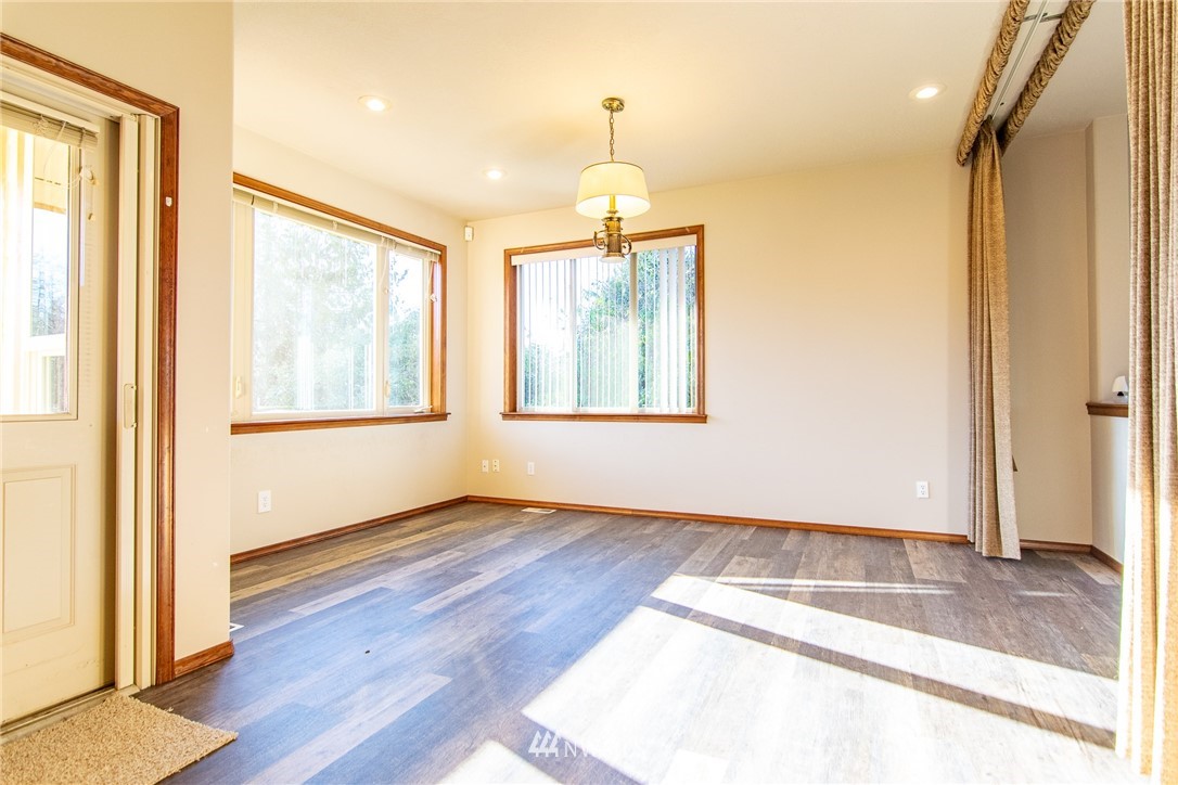 380 Guy Kelly Road Port Angeles, WA 98362 - Photo 10 of 25
