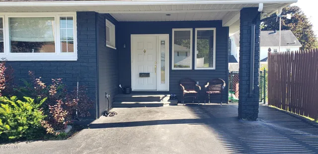 $314,900 | 41 Lee Avenue, Gloversville, NY 12078