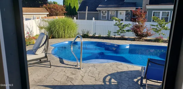 $314,900 | 41 Lee Avenue, Gloversville, NY 12078