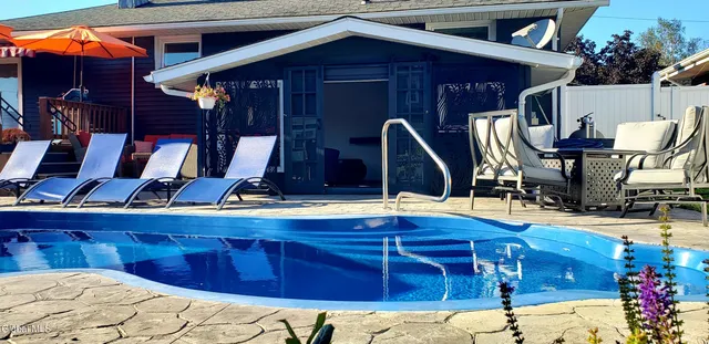 $314,900 | 41 Lee Avenue, Gloversville, NY 12078