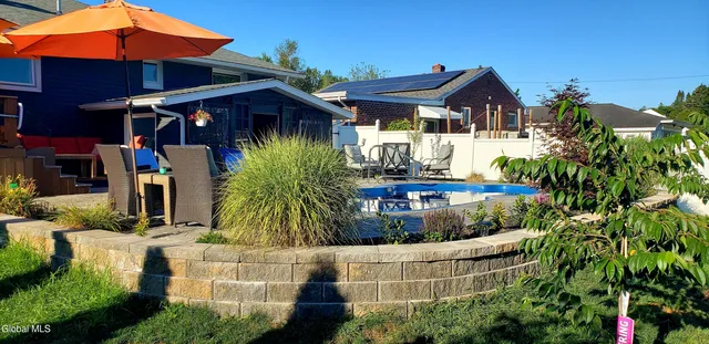 $314,900 | 41 Lee Avenue, Gloversville, NY 12078