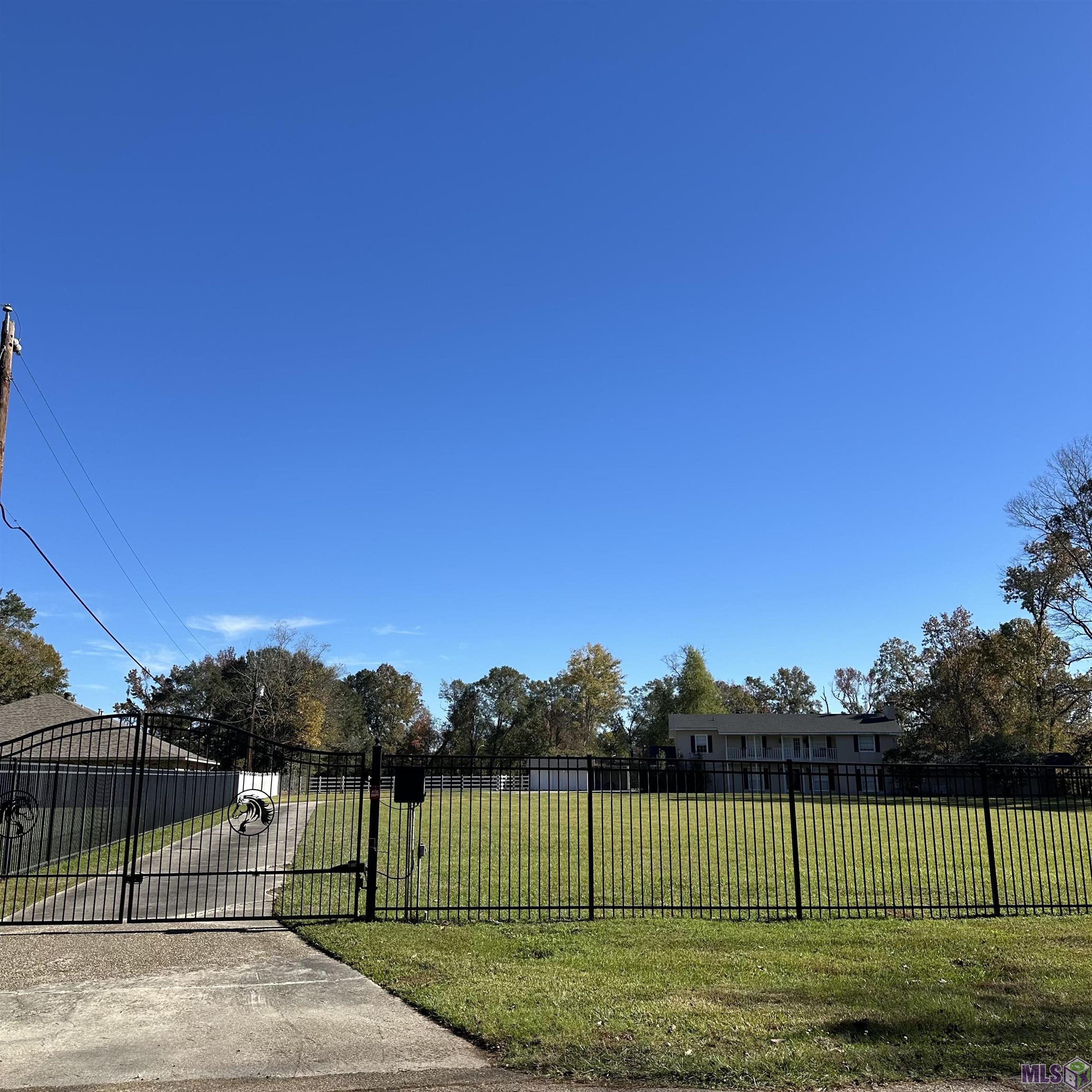 3833 Valentine Road Baton Rouge, LA 70816 - Photo 37 of 49