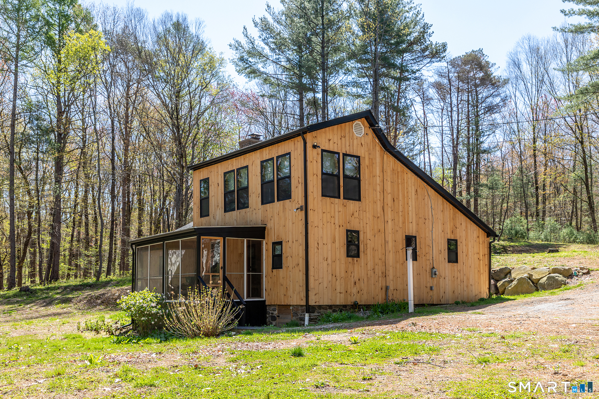 72 Hickory Hill Road Morris, CT 06763 - Photo 3 of 30 Perfect getaway home