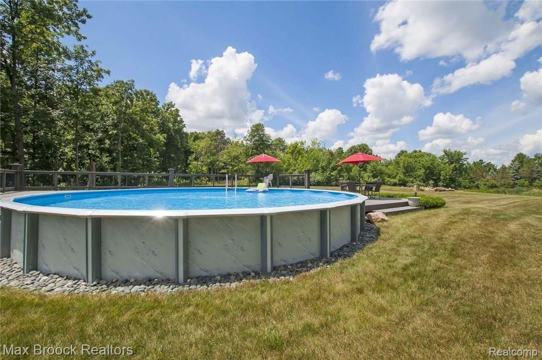 2592 Hadley Road Lapeer, MI 48446 - Photo 46 of 68 34.jpg