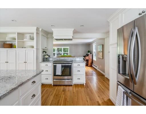 9 Maple Street Scituate, MA 02066 - Photo 10 of 31 Gallery Image 10