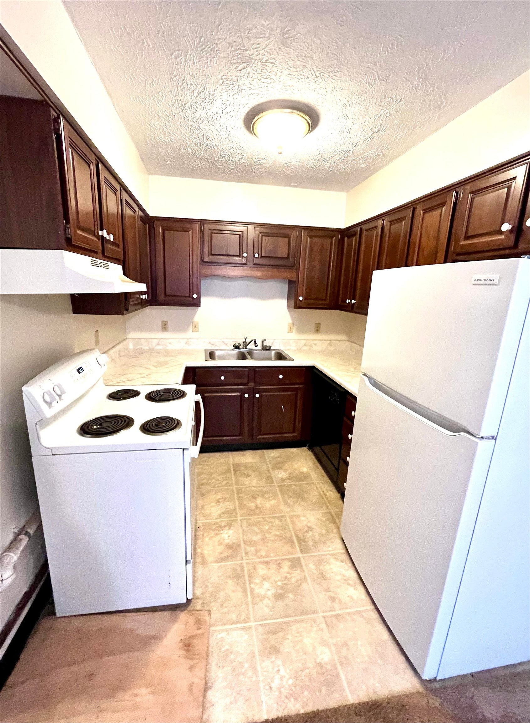 4416 Piedmont Road Huntington, WV 25704 - Photo 7 of 11 Gallery Image 7