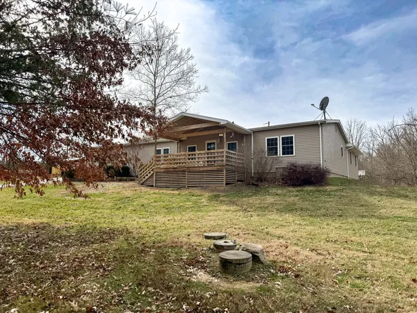 $284,000 | 385 Toledo Cemetery Road, Cobden, IL 62920