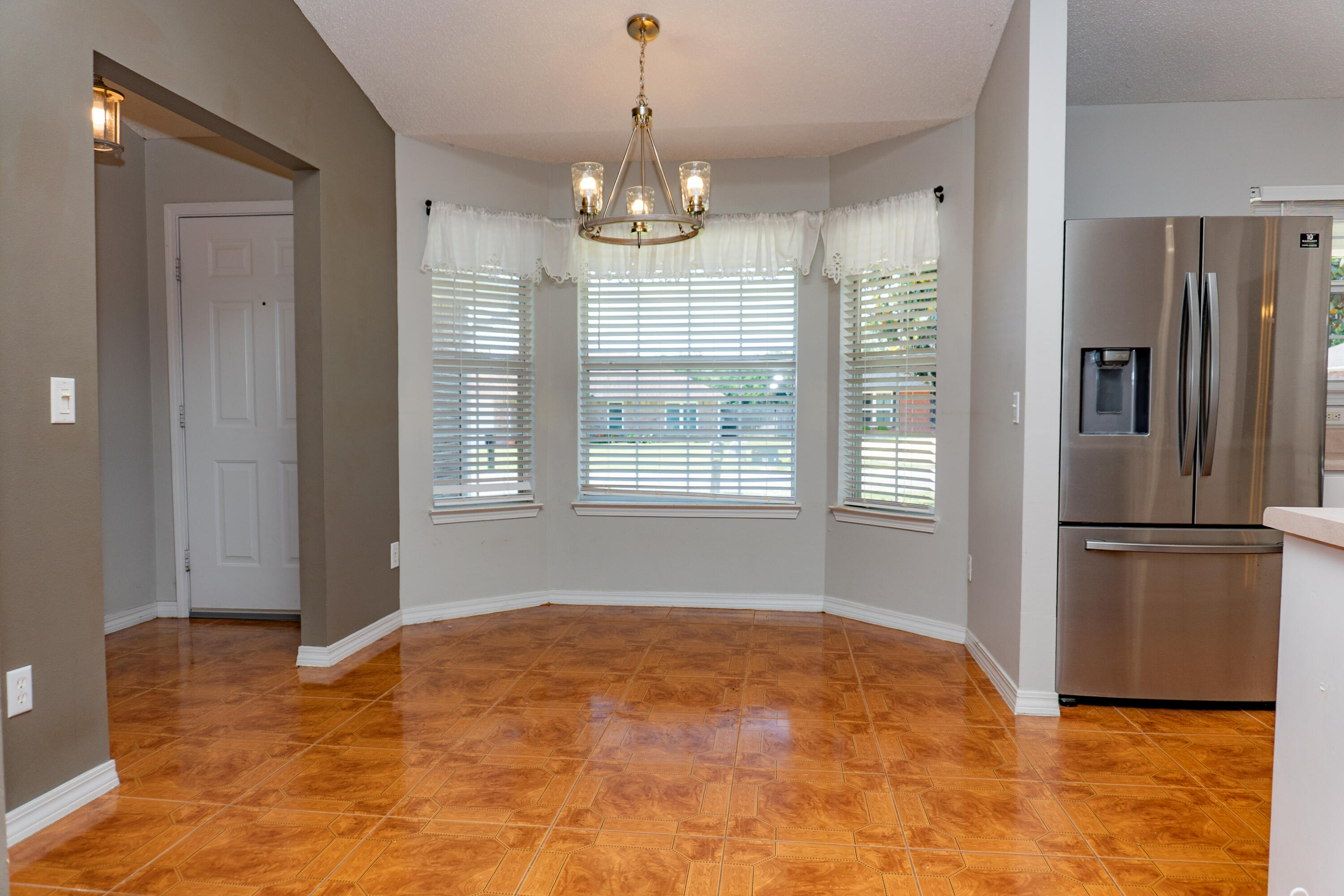 2831 Atoka Trail Crestview, FL 32539 - Photo 2 of 22 DSC06164