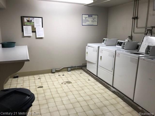 1717 Maple Ridge Road, Unit 12 Haslett, MI 48840 - Photo 24 of 25 Gallery Image 24
