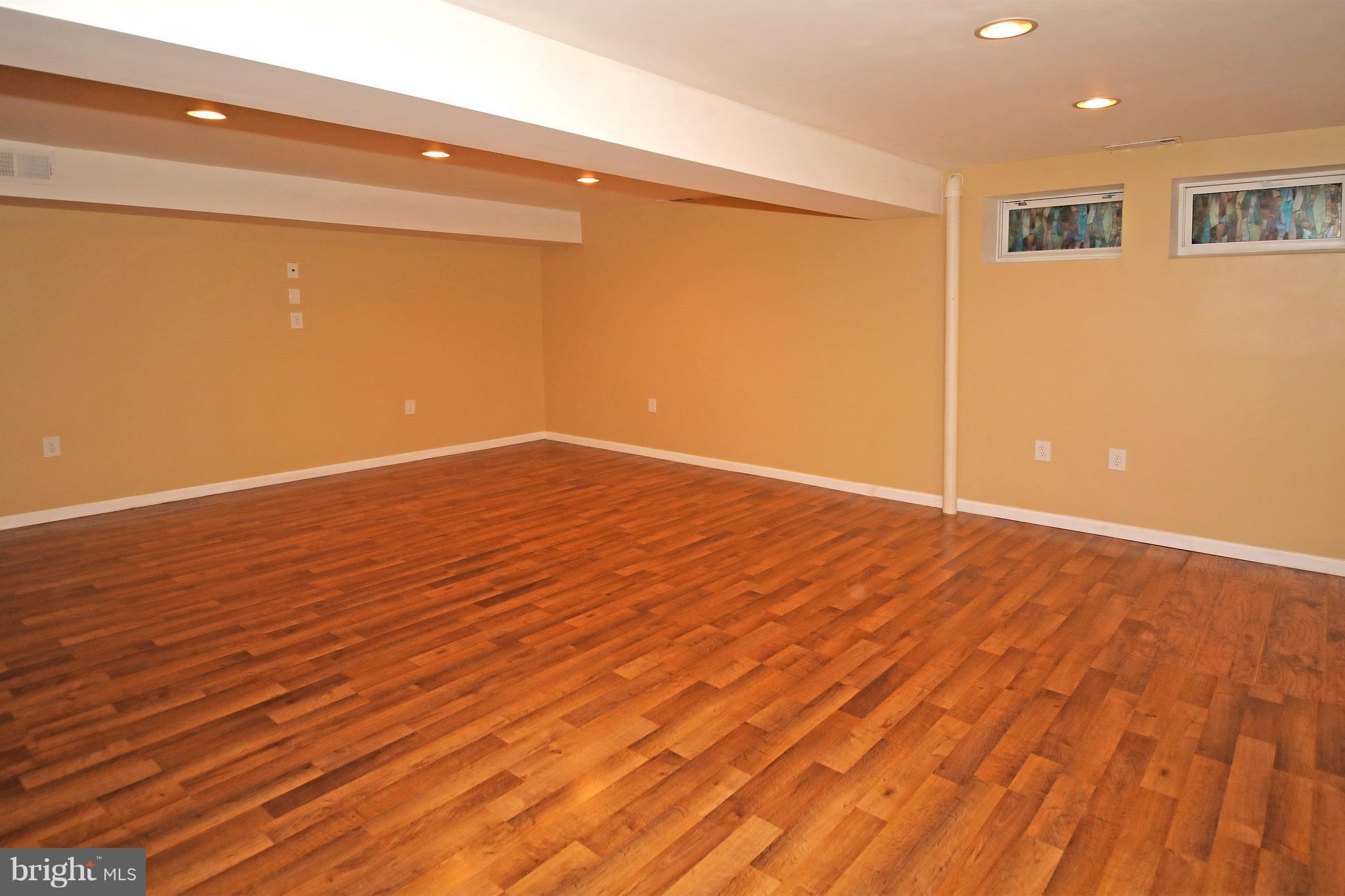 1810 Golf View Court Reston, VA 20190 - Photo 15 of 21 Lower level recroom