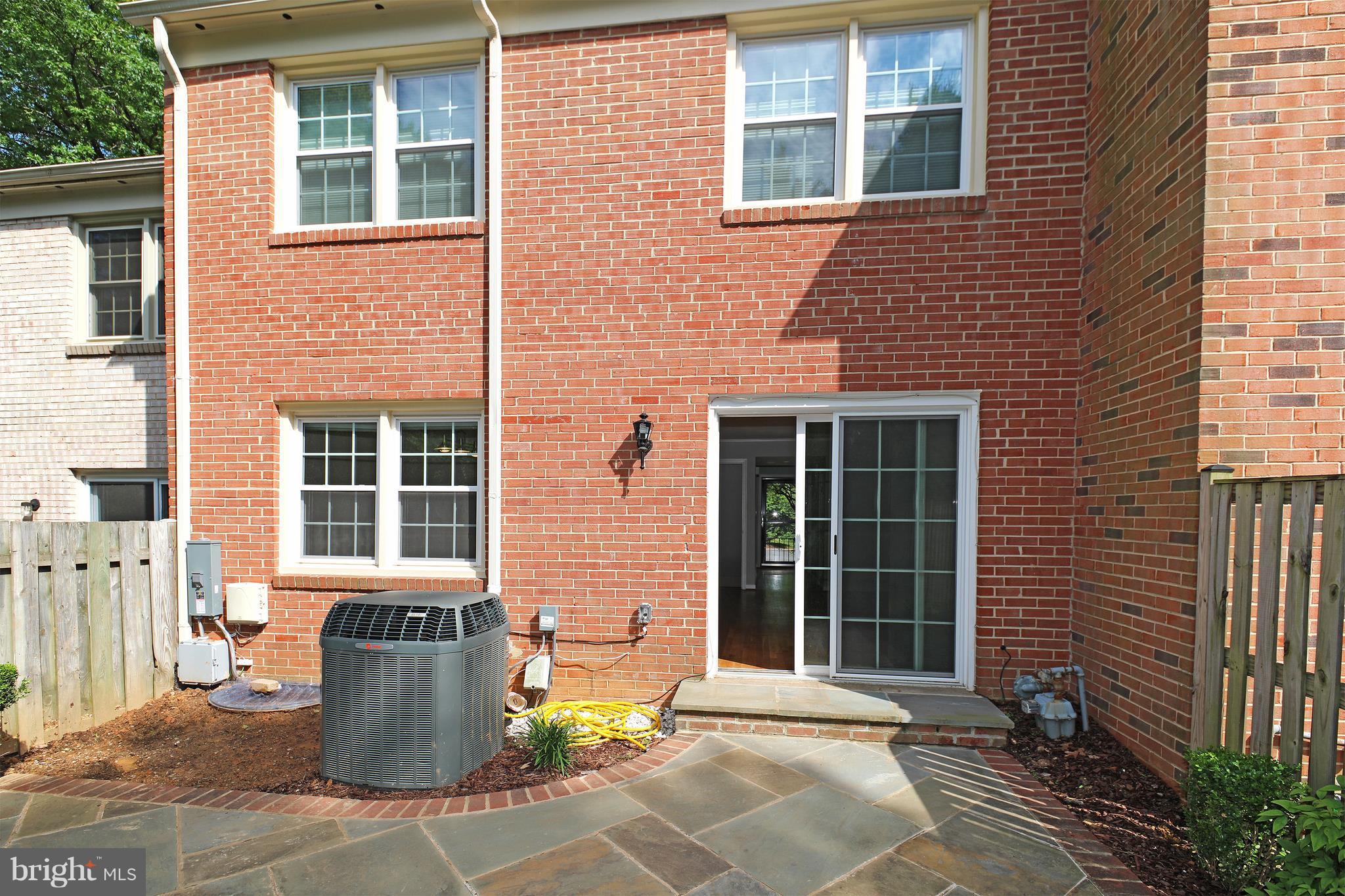 1810 Golf View Court Reston, VA 20190 - Photo 21 of 21 Rear patio
