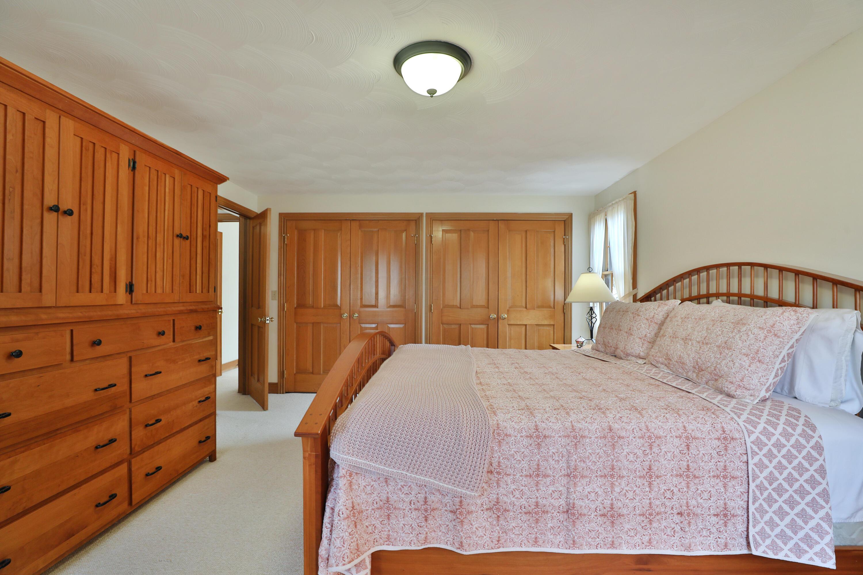 8871 Patterson Road Hilliard, OH 43026 - Photo 15 of 42 Wall to wall closets in the primary suite