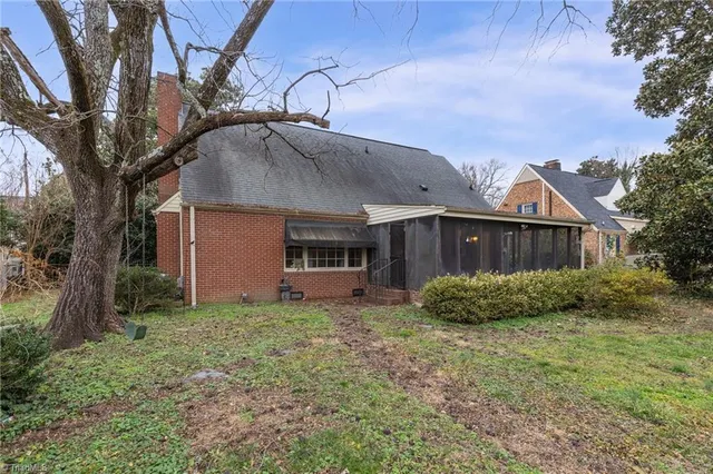 $325,000 | 505 Salisbury Street, Kernersville, NC 27284