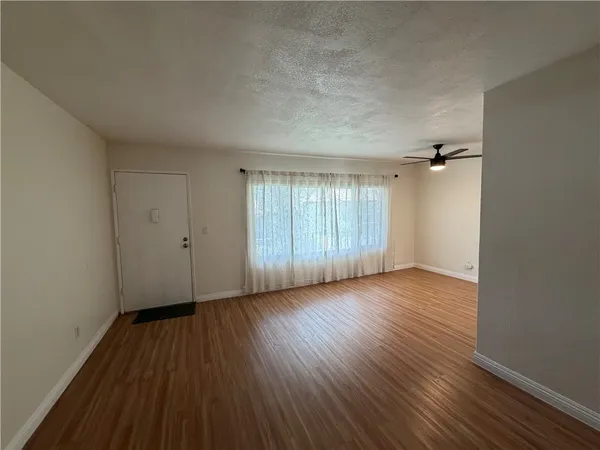 $1,995 | 1330 West Lambert Road, La Habra, CA 90631