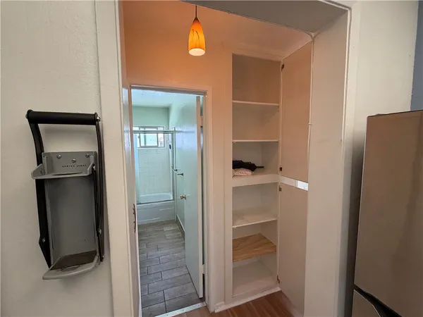 $1,995 | 1330 West Lambert Road, La Habra, CA 90631