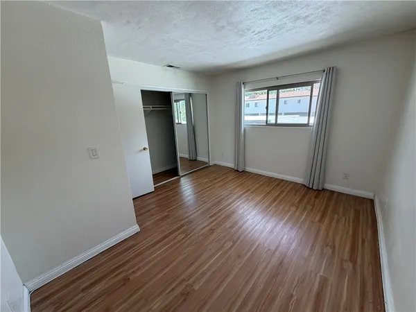 $1,995 | 1330 West Lambert Road, La Habra, CA 90631