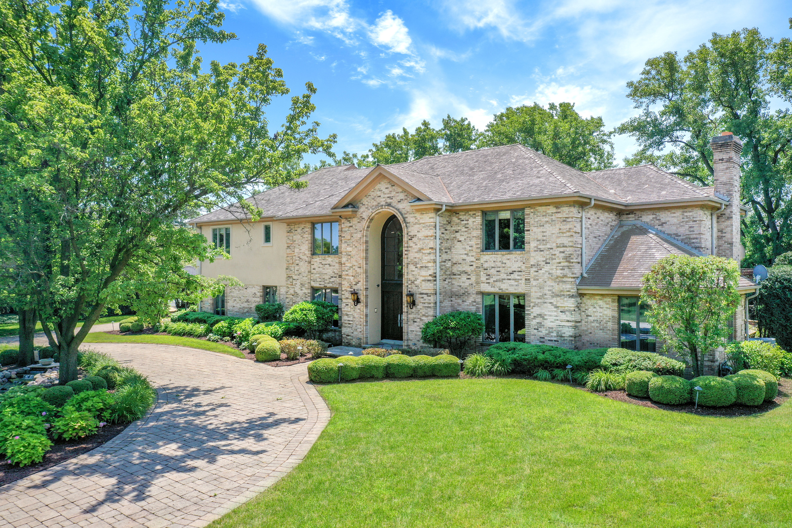 6447 Manor Drive Burr Ridge, IL 60527 - Photo 1 of 48 Gallery Image 1