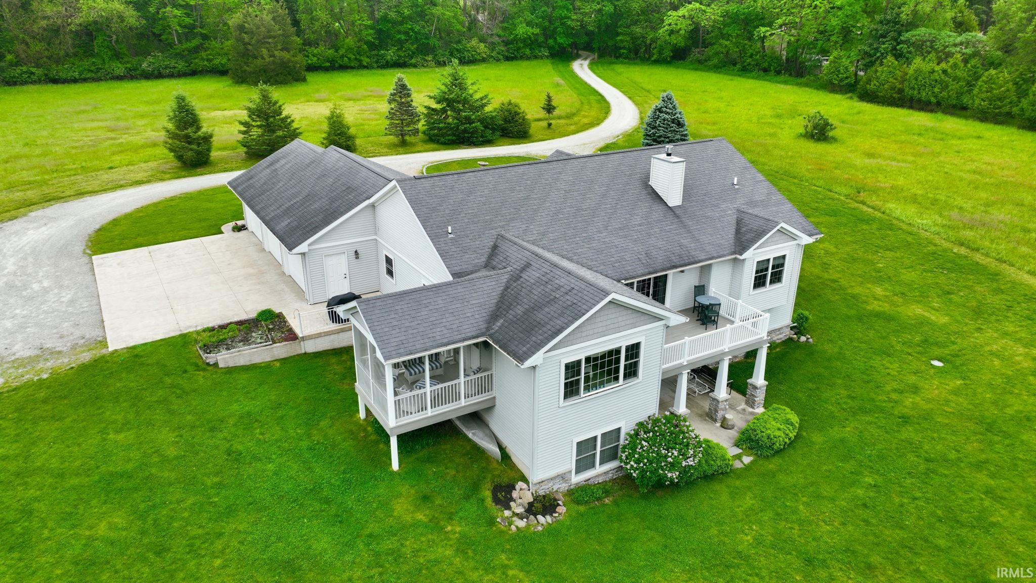 6260 North 100 West Howe, IN 46746 - Photo 4 of 36